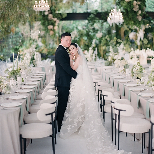 Axioo: Style Me Pretty; Aug 19, 2025.