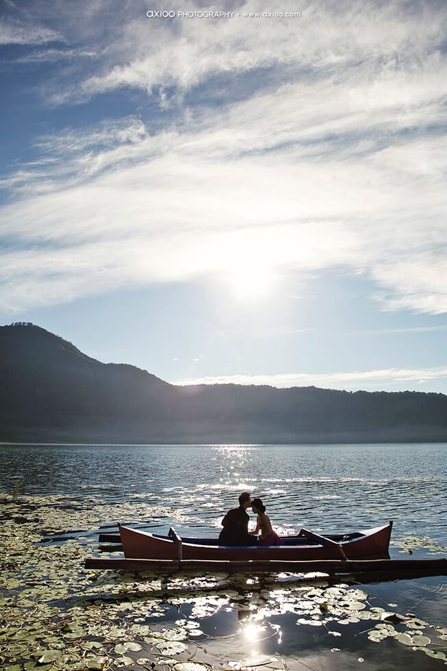 Axioo: Magical Chemistry